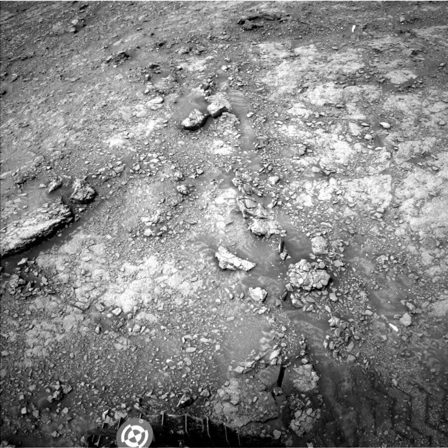 Марс, Curiosity, 2822-2823 сол: Колеса продолжают вращаться